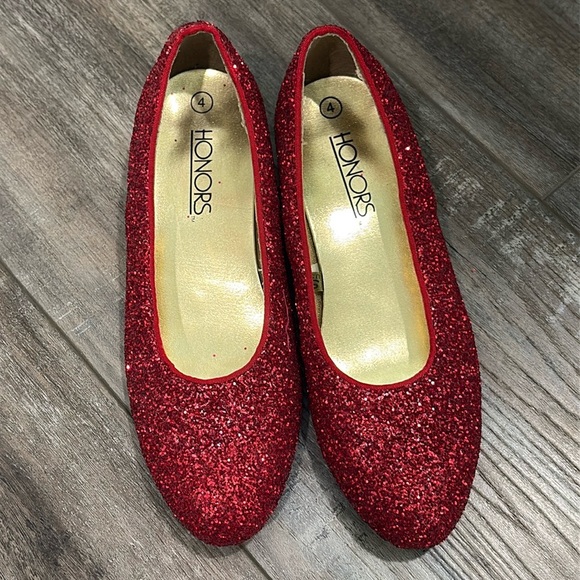 Dorthy Wizard of OZ dress & Vintage Ruby Slippers - Picture 2 of 13